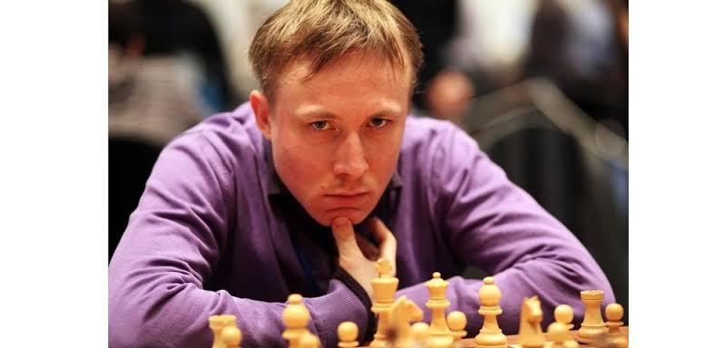 11 жовтня – народився 16-й чемпіон світу Руслан Пономарьов